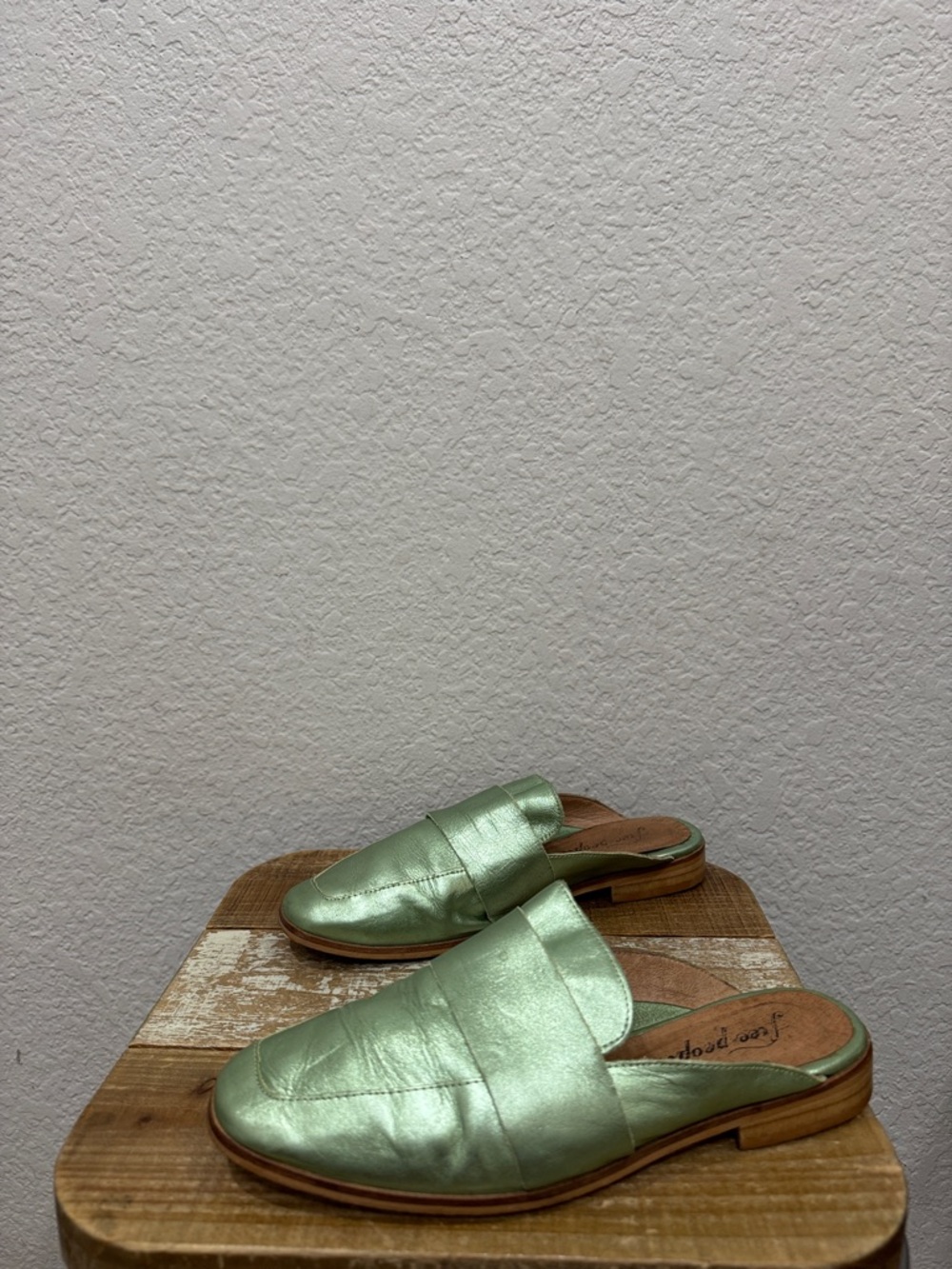 Free People At Ease Loafer Mule Metallic Green Size 38 / 8 - Picture 6 of 8